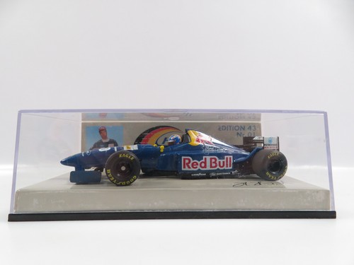 Minichamps 511954330 - 1:43,