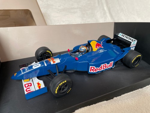 Minichamps 511951830 - 1:18,
